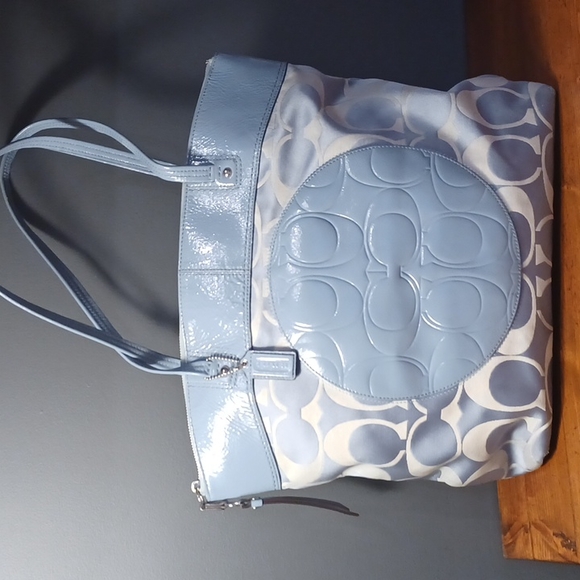 Coach  signature tote - Picture 1 of 16
